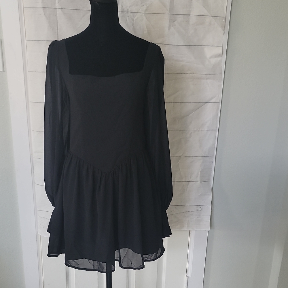 Forever 21 Black Square-Neck Long Sleeve Mini Dress
